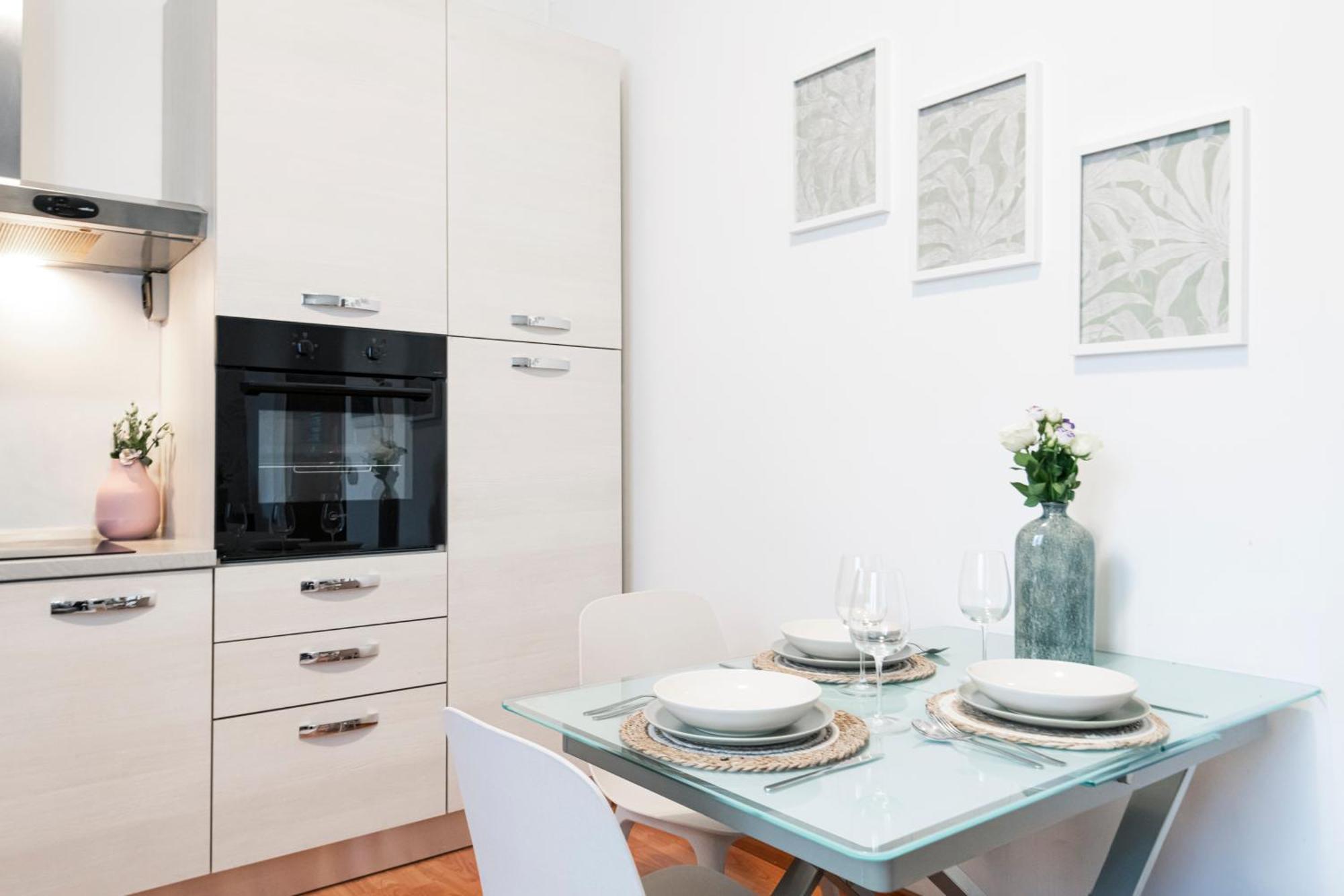 מילאנו Cozy Apartament In Piazza 5 Giornate By Easylife מראה חיצוני תמונה